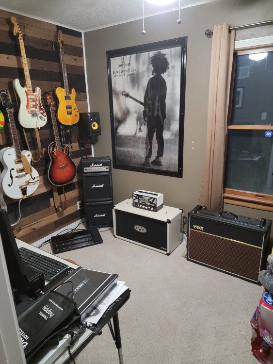 Guitar_Room_4.jpg